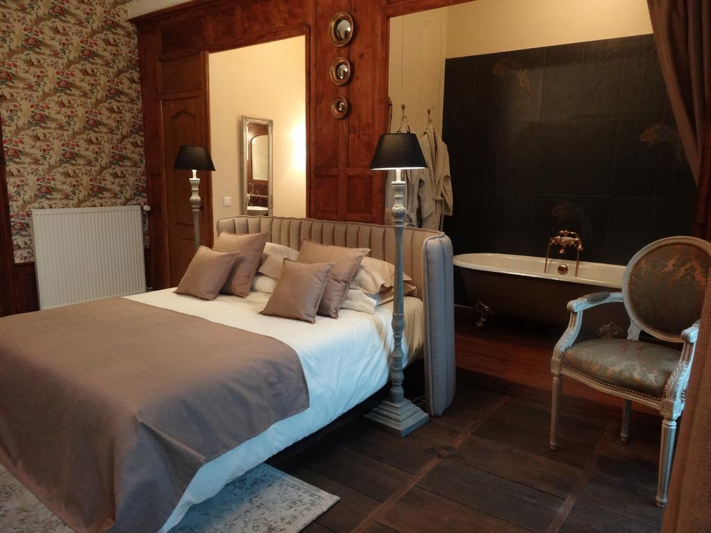 La Bromontoise Chambres d'Hôtes Pontgibaud Quarto foto